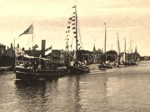 Sailing heritage in Oude Wetering